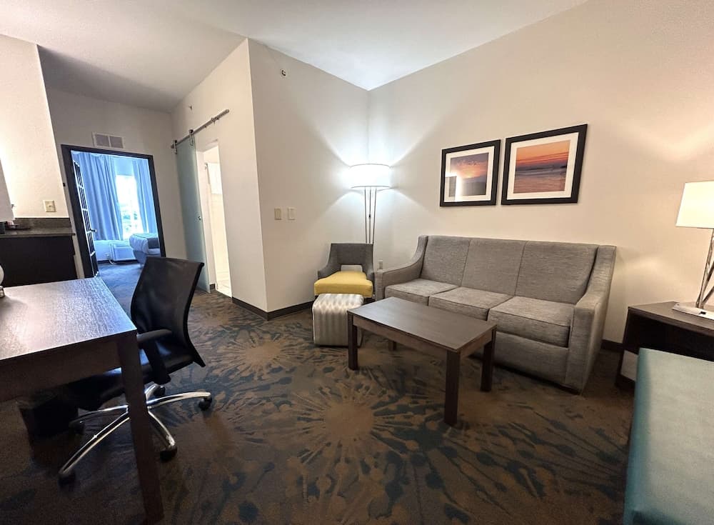 Best Western Erie Inn & Suites