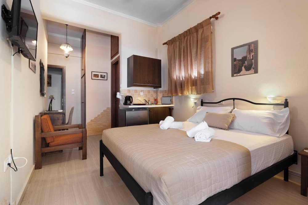 Mpalkoni Sti Monemvasia