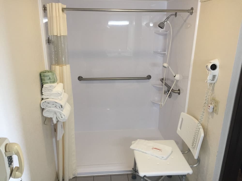 Super 8 by Wyndham Cuba