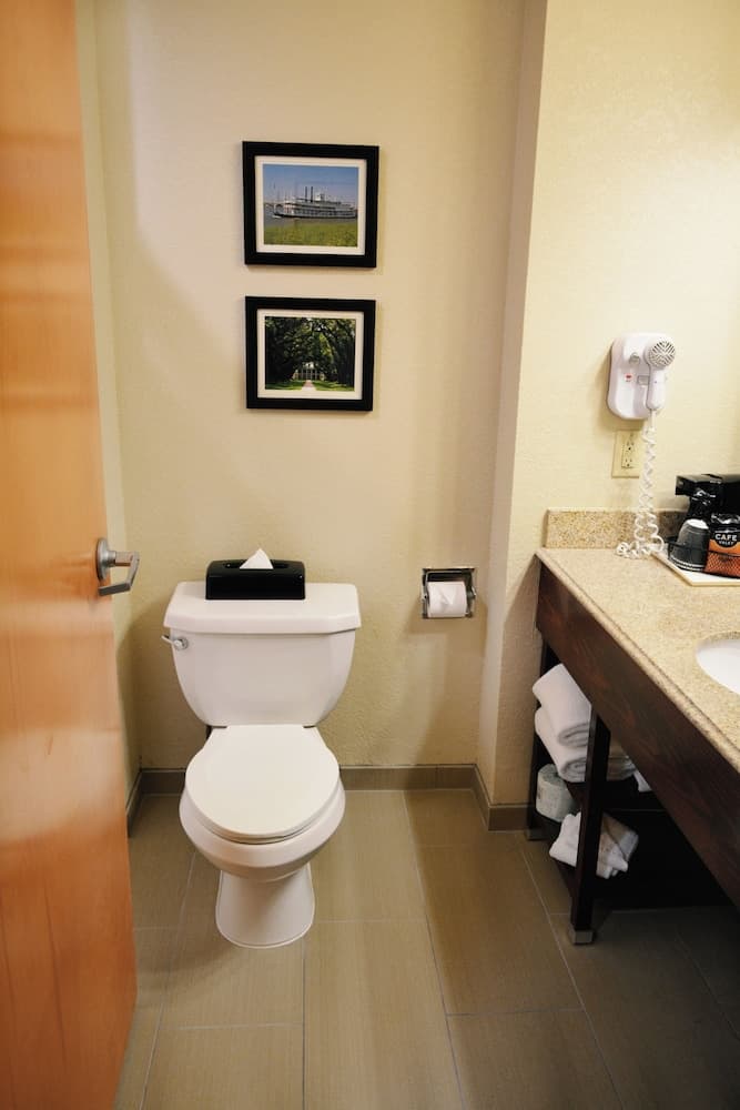 Comfort Inn & Suites Covington - Mandeville