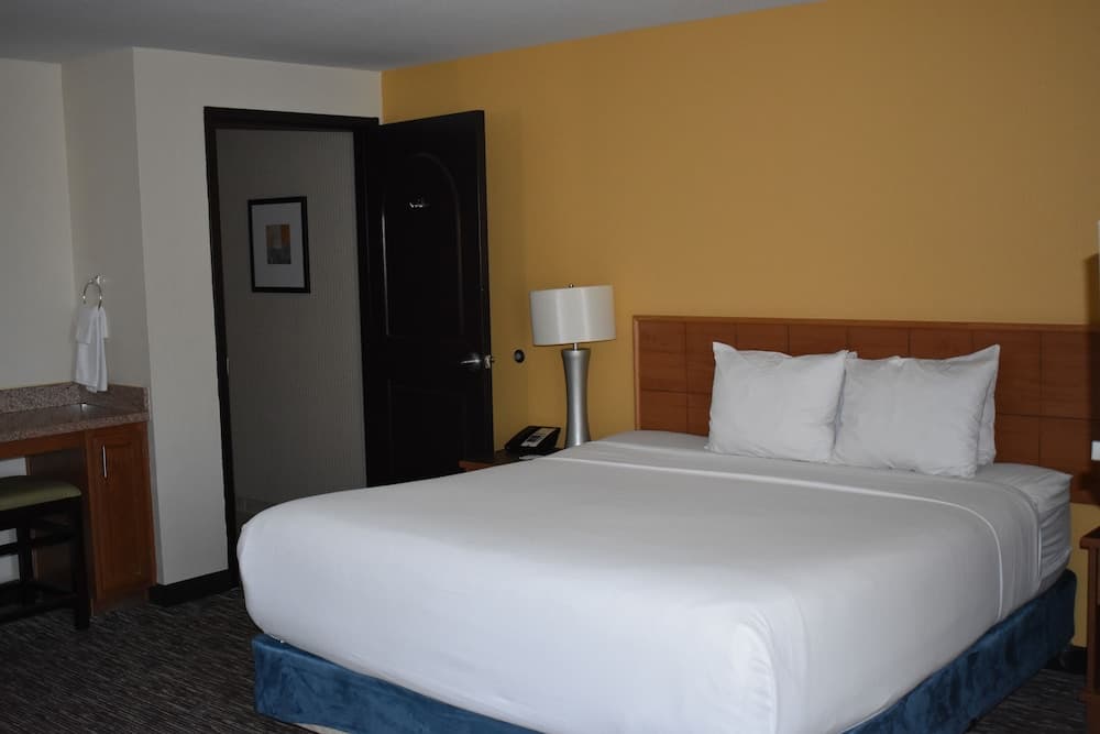 Studio 6 Carlsbad, CA