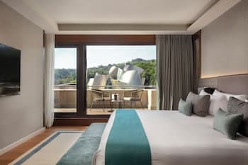 The Artist Grand Hotel of Art