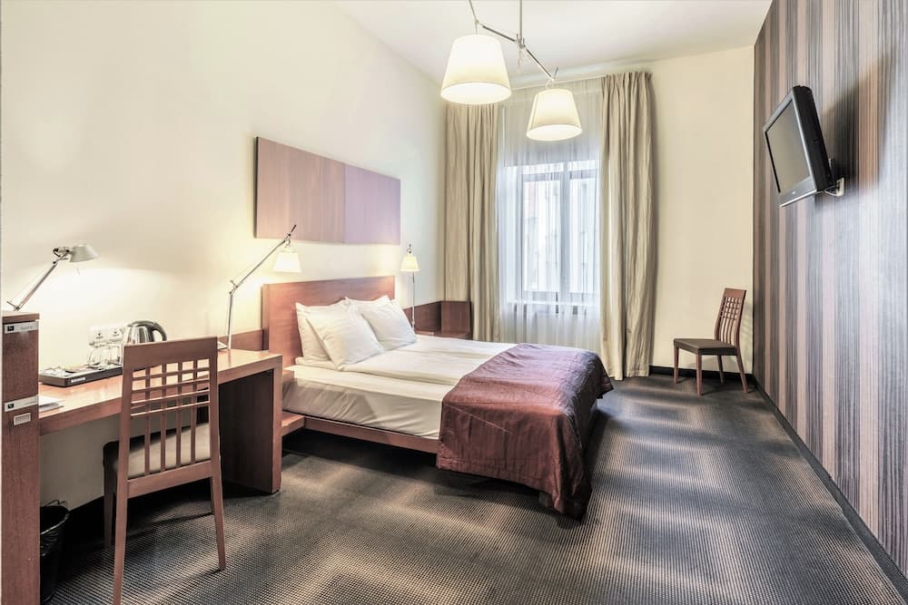 Rixwell Centra Hotel