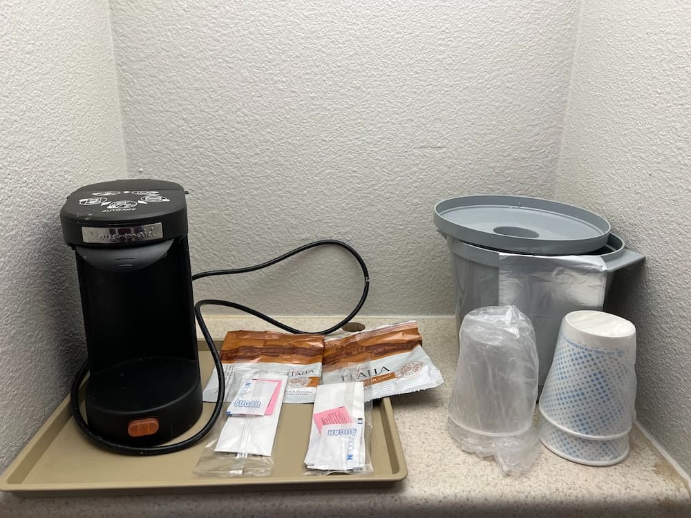 Red Roof Inn & Suites Irving – DFW Airport South