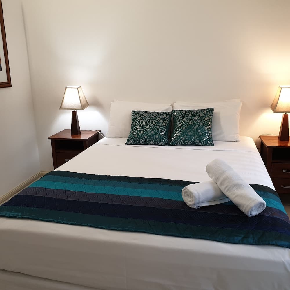 Nautilus Holiday Apartments