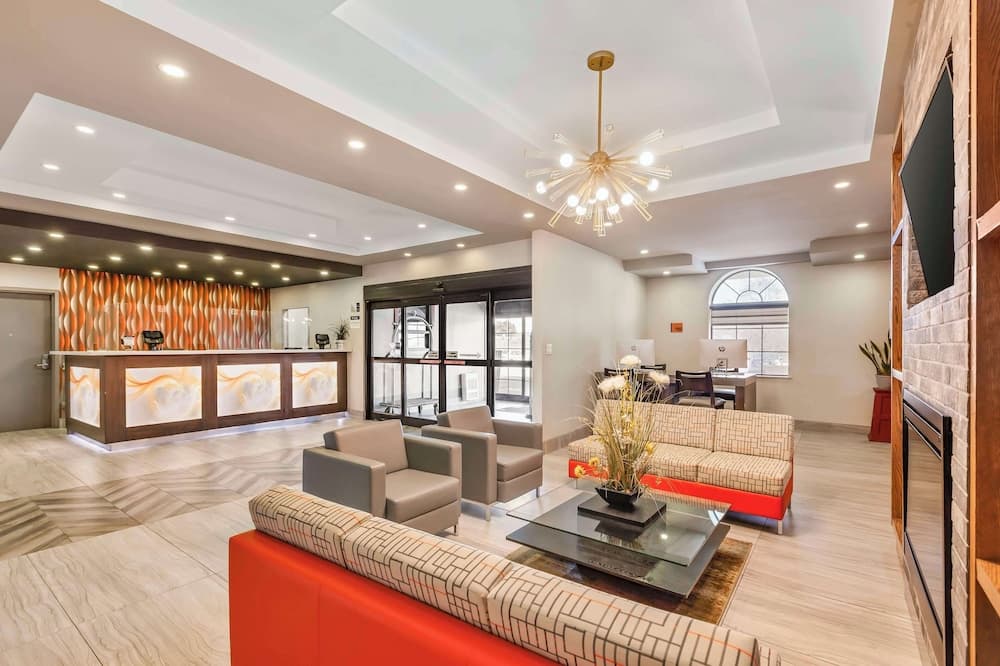 Best Western Plus Executive Inn