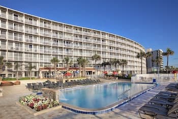 Holiday Inn Resort Daytona Beach Oceanfront, an IHG Hotel