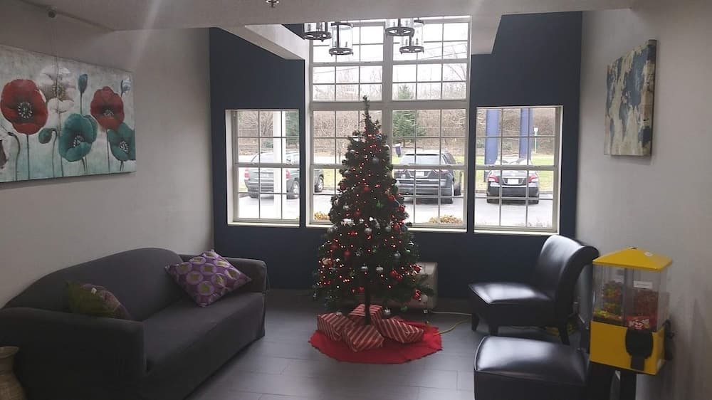 Microtel Inn & Suites by Wyndham Florence/Cincinnati Airport