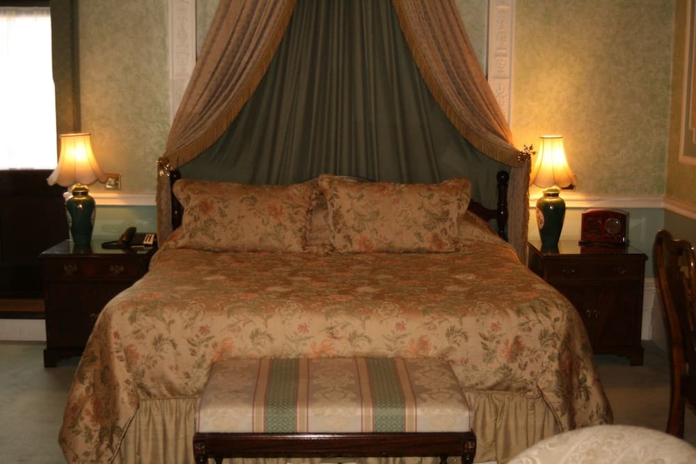 London Elizabeth Hotel