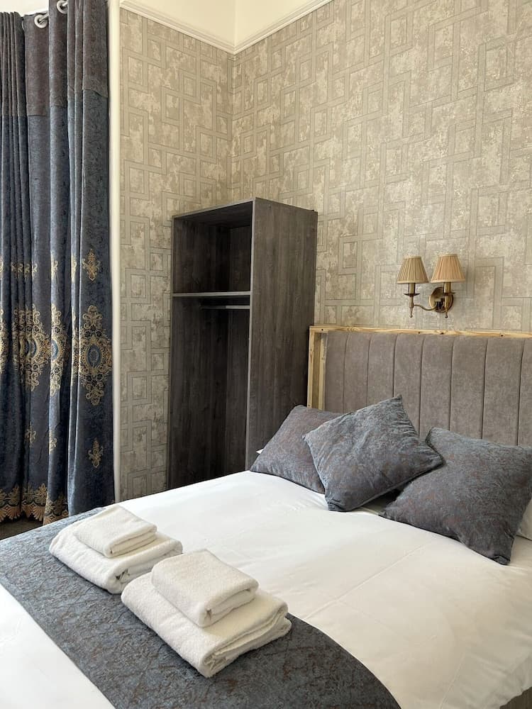 The Alexander Guest House