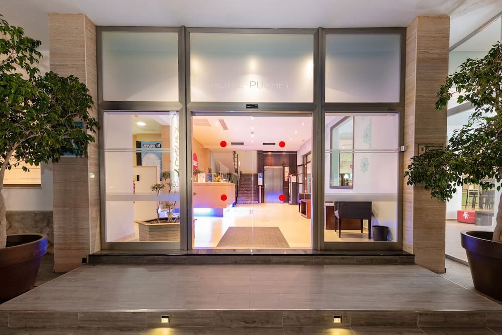 hotel image