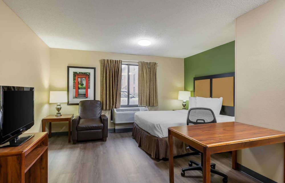 Extended Stay America Suites Omaha West