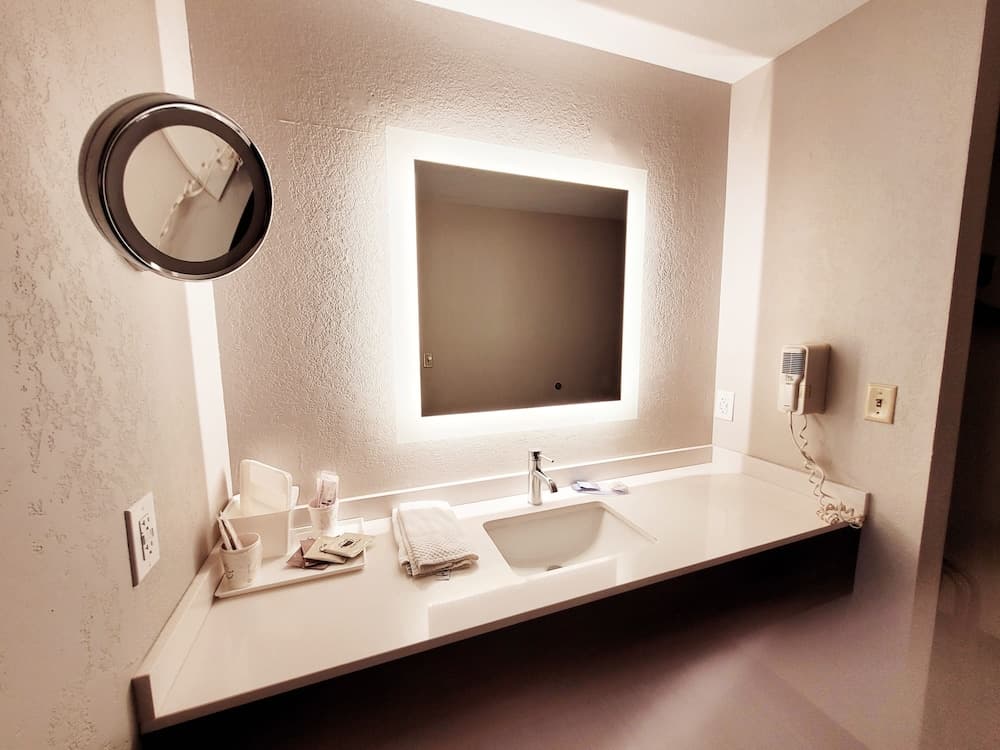 Clarion Pointe Harrodsburg-Danville