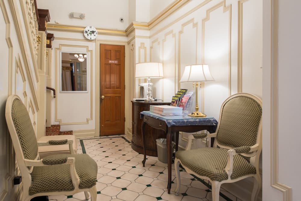 Union Square Plaza Hotel