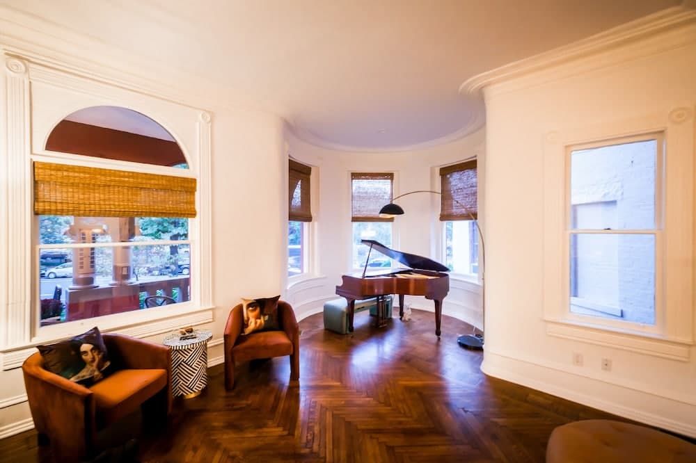 Swann House Historic Dupont Circle Inn