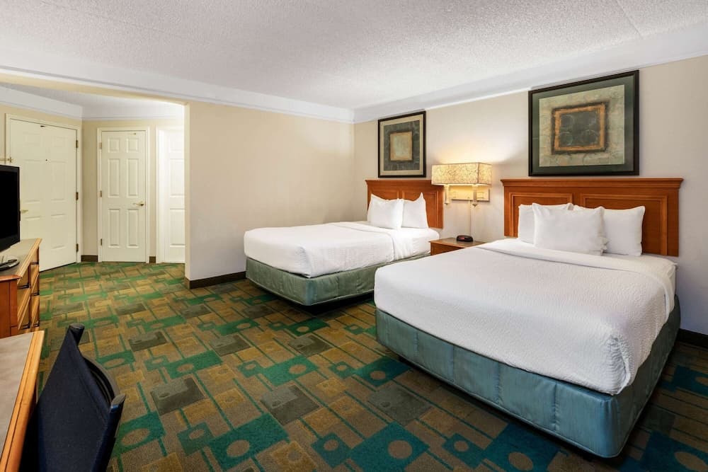 La Quinta Inn & Suites by Wyndham Phoenix West Peoria