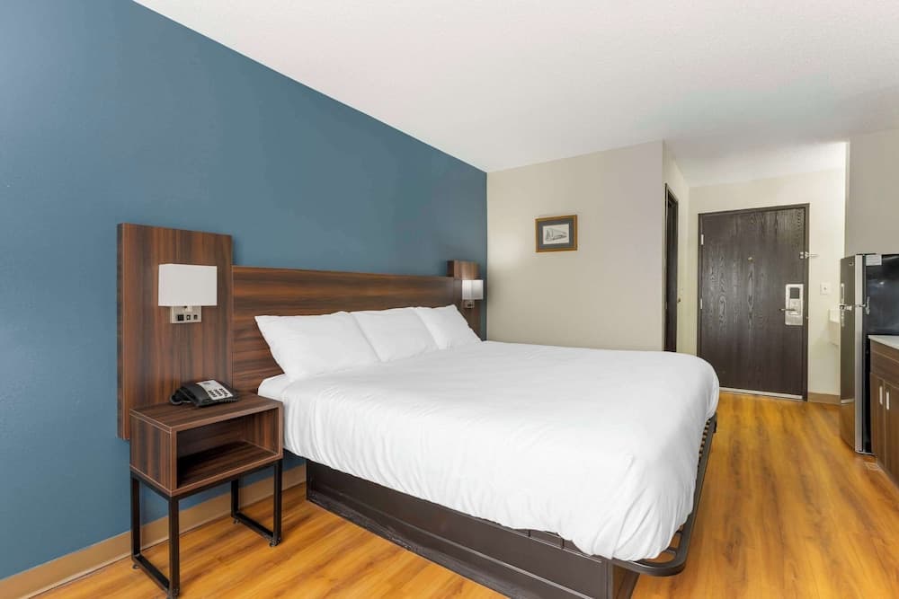 Suburban Studios LaVale-Cumberland