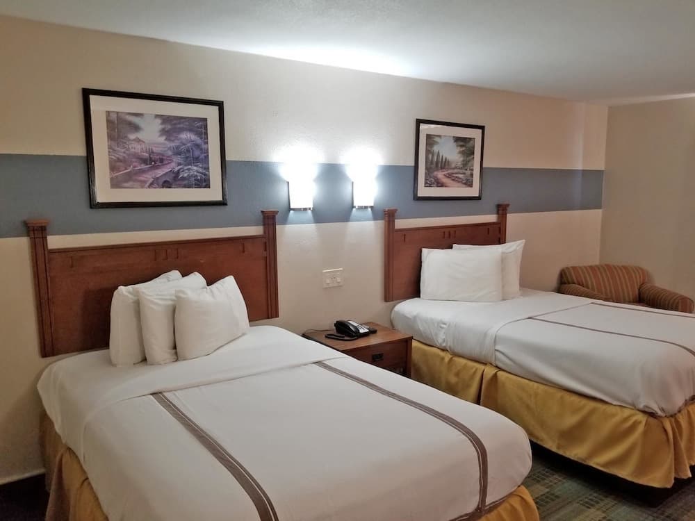 Americas Best Value Inn Marshall