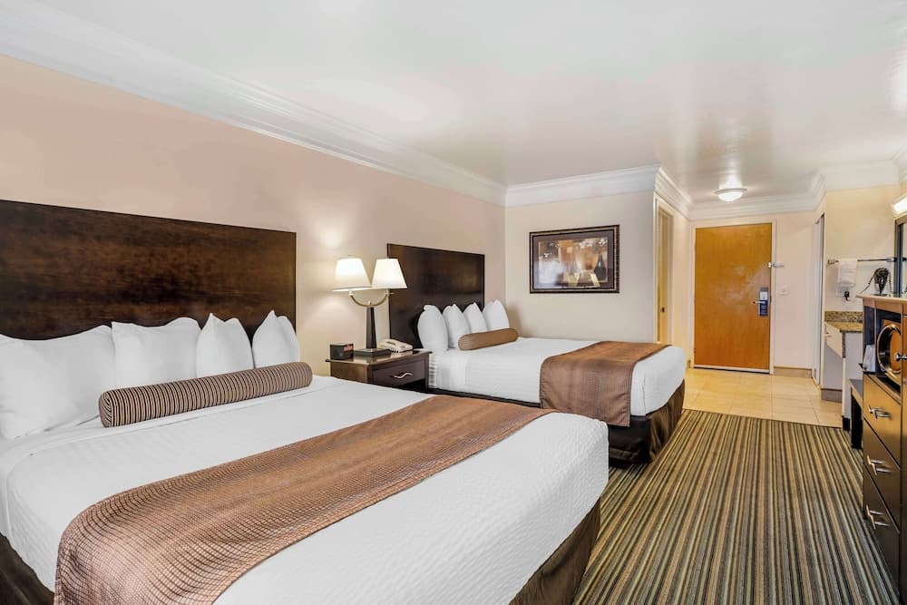 Best Western Liberty Inn