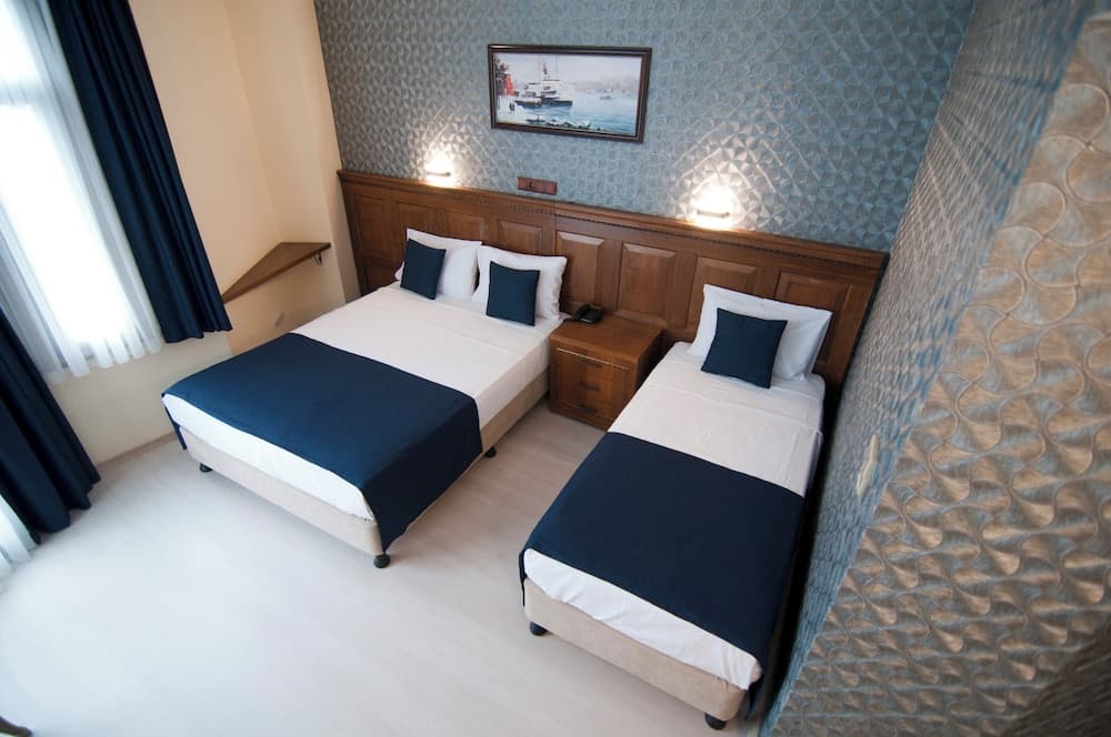 Artefes Hotel Old City