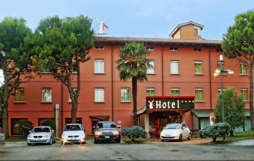 hotel image