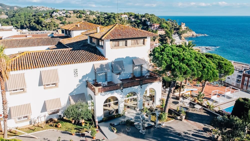 hotel image
