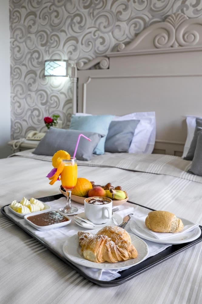 Houda Yasmine Marina & SPA