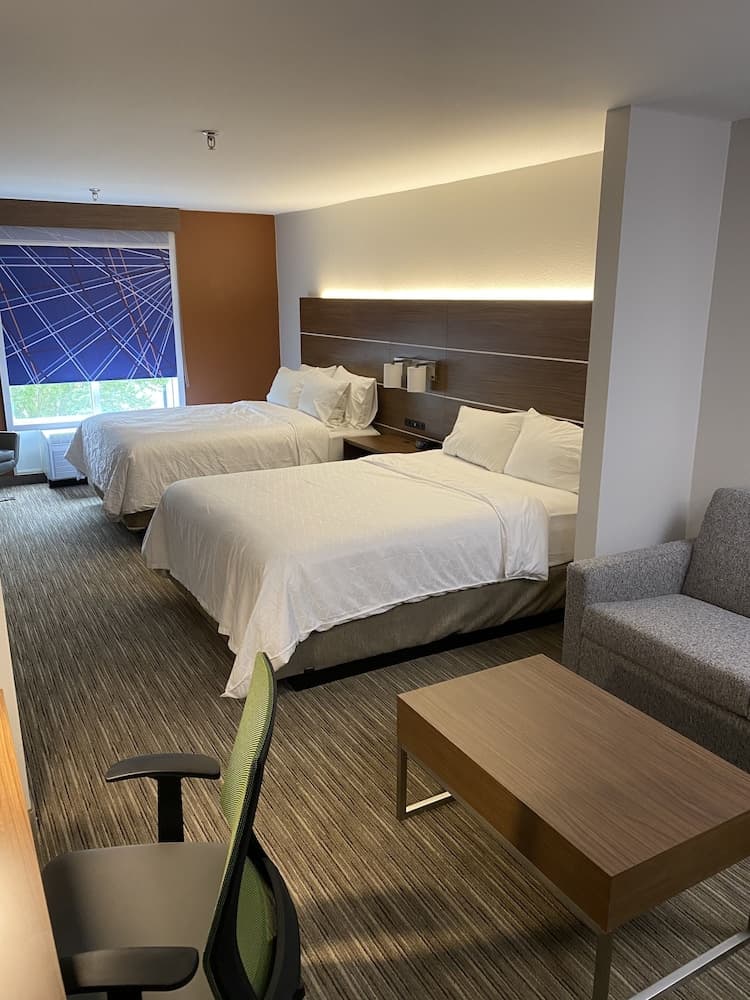 Holiday Inn Express Hotel & Suites Auburn - University Area by IHG