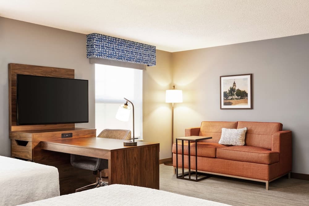 Hampton Inn & Suites Valparaiso