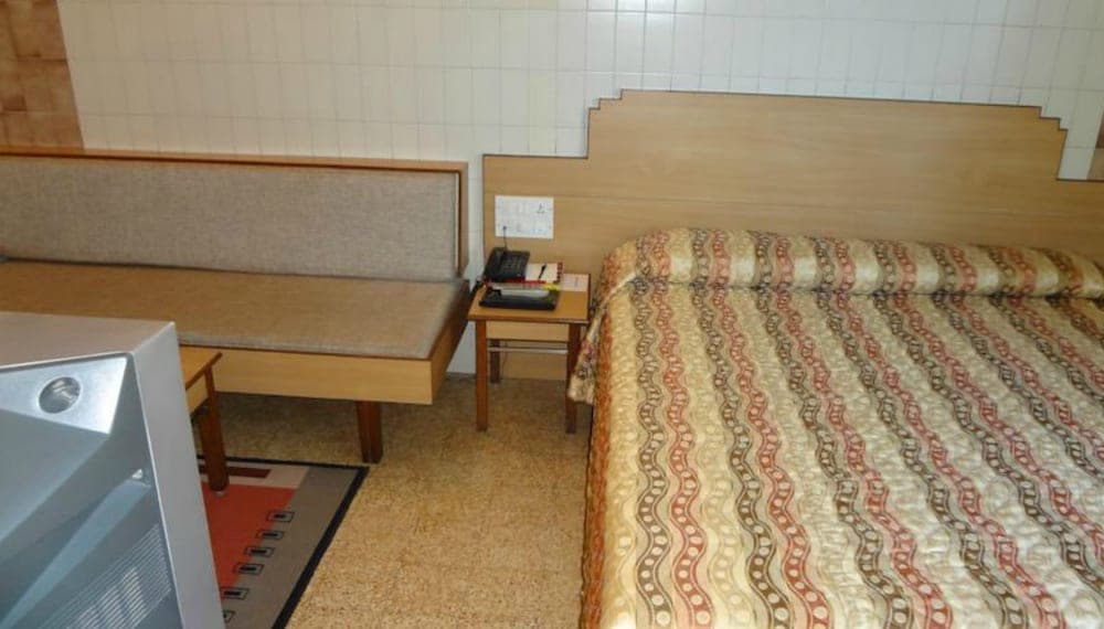 Chateau Windsor Hotel