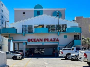 Ocean Plaza Motel