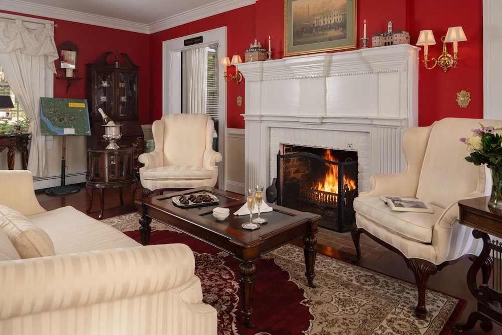 A Williamsburg White House