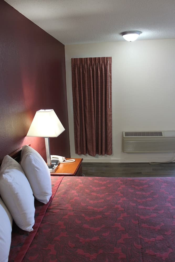 Travel Inn - Buford/Mall of Georgia