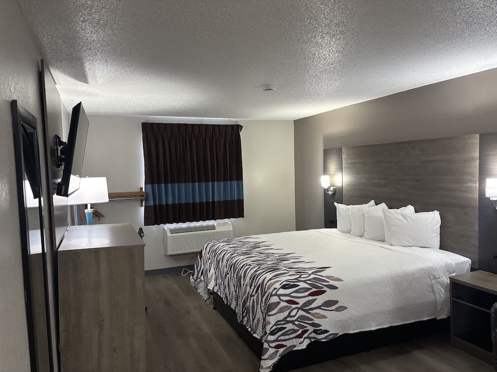 Red Roof Inn & Suites Hammond, IN