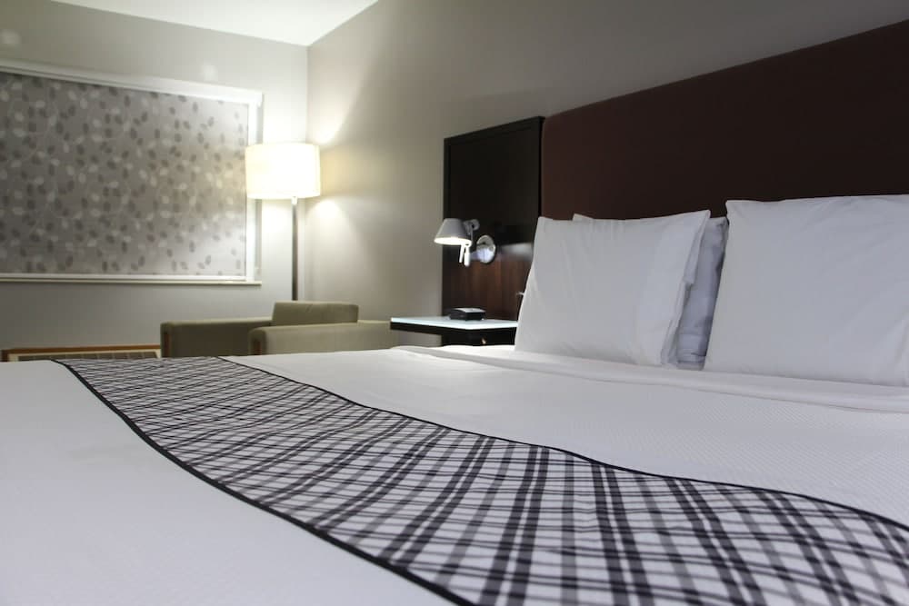 Westbridge Inn & Suites Carrollton