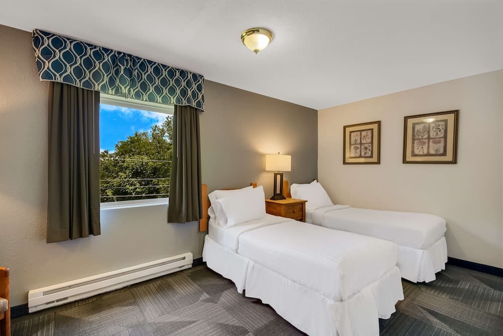 SureStay Plus Hotel by Best Western Berkeley Springs