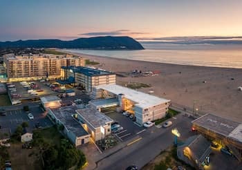 Seashore Inn on the Beach