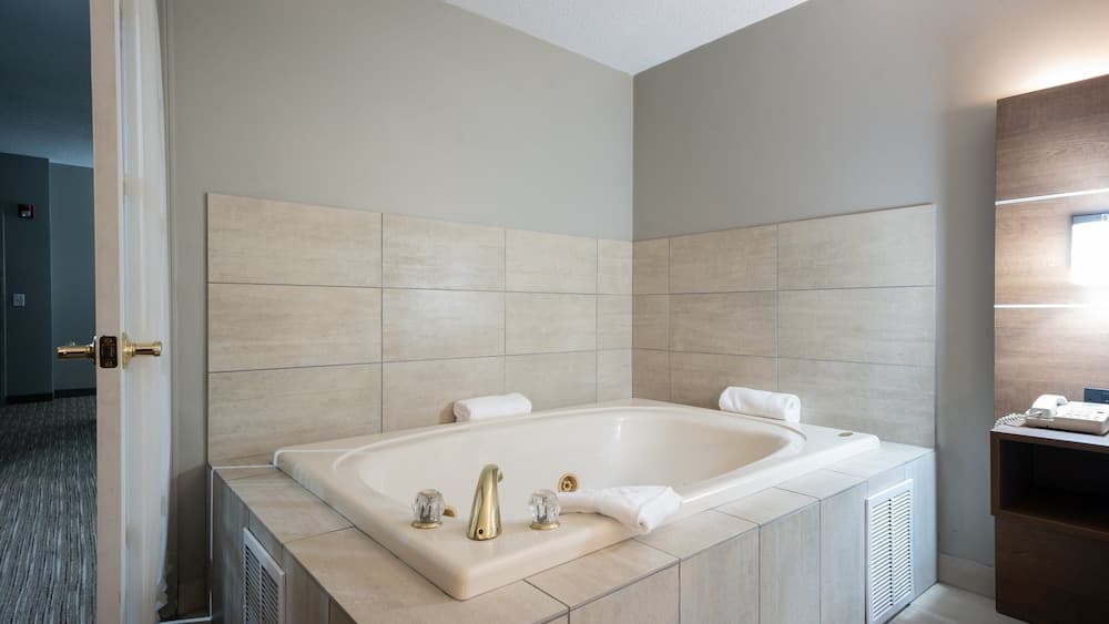 Holiday Inn Express Hotel & Suites Bad Axe by IHG