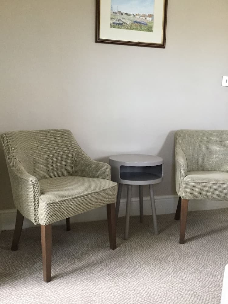 Castle of Comfort Hotel & Restaurant