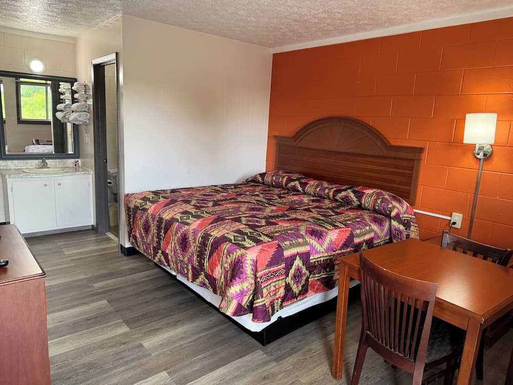 Economy Inn Crossville