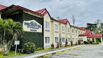 Microtel by Wyndham Tarlac