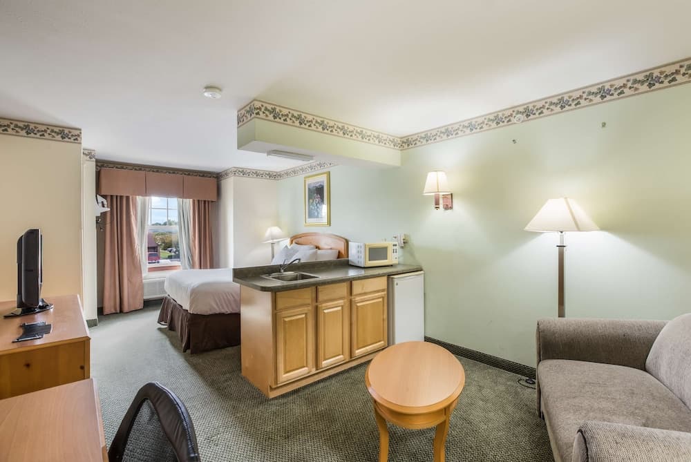 Americas Best Value Inn & Suites Three Rivers