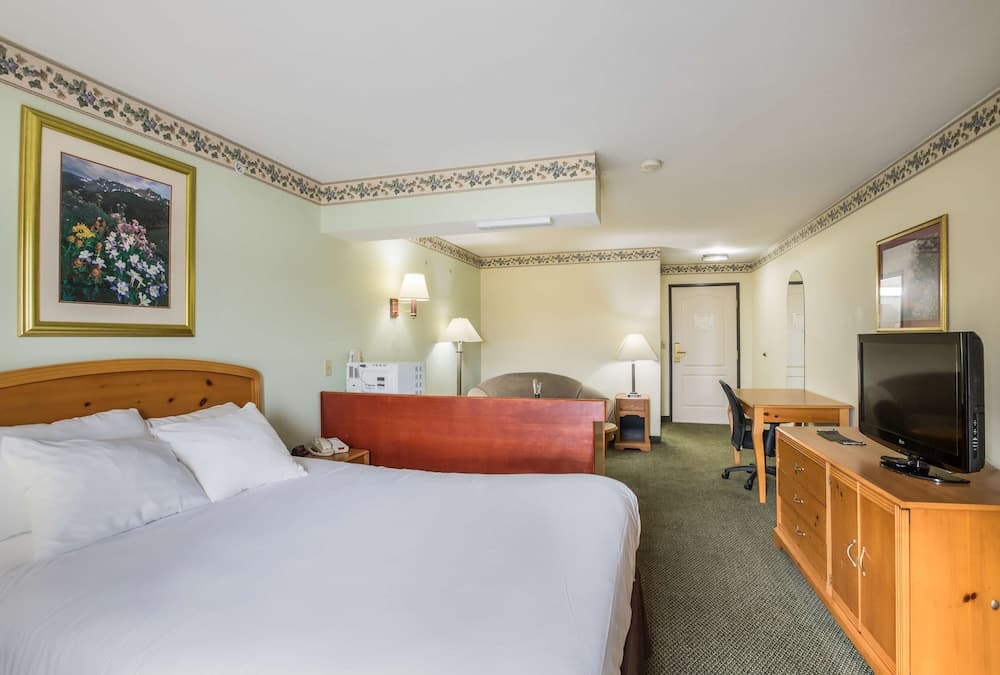 Americas Best Value Inn & Suites Three Rivers