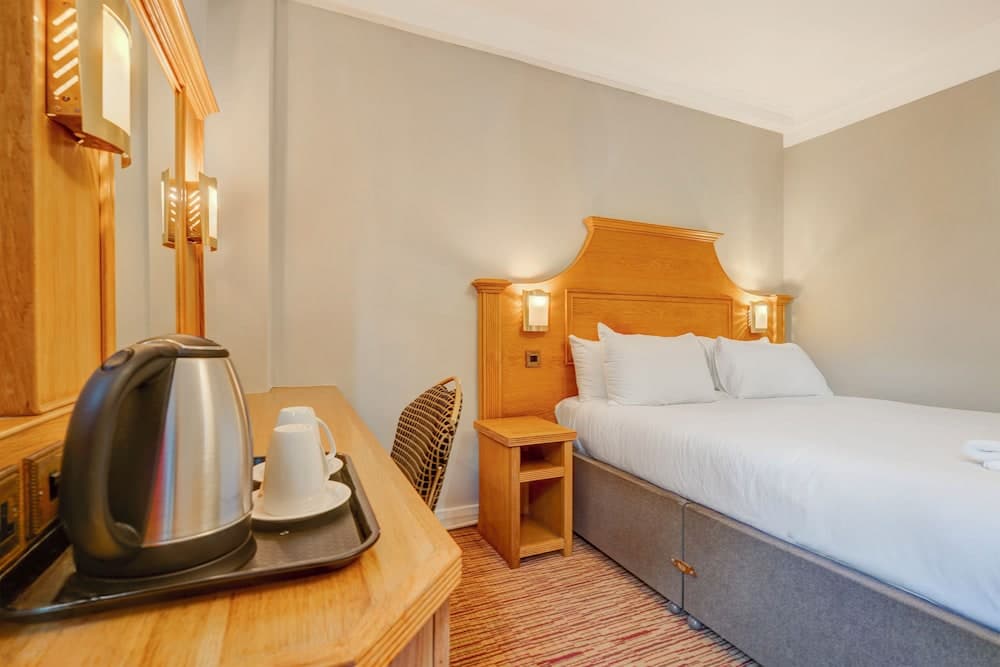 Liverpool Aigburth Sefton Park Hotel By Belvilla