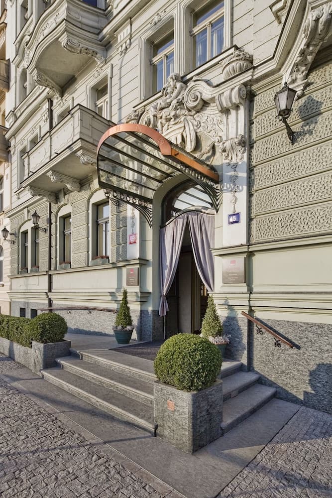 hotel image