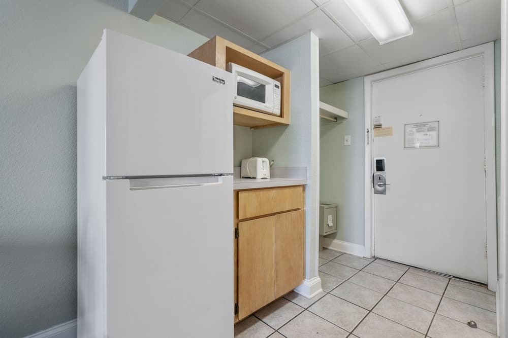 Sea Mist Oceanfront Resort