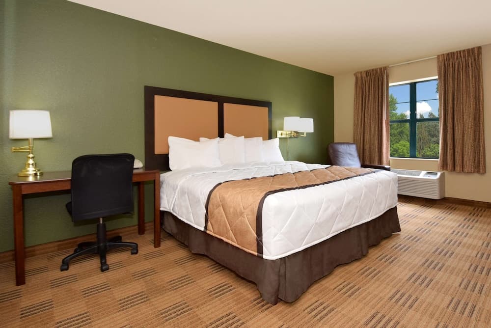 Extended Stay America Suites Detroit Southfield I-696