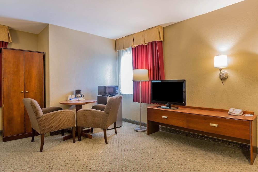 Quality Inn Hyde Park Poughkeepsie North
