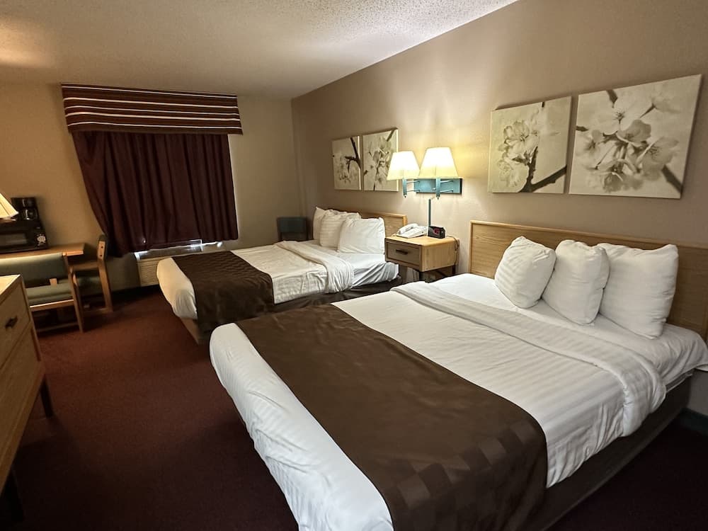 De Smet Super Deluxe Inn and Suites