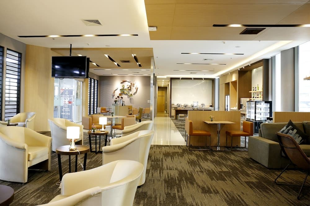 Louis' Tavern Hotel Don Muang